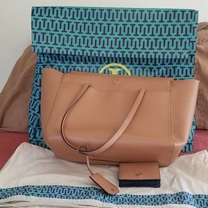 TORY BURCH TOTE BAG ,WALLET, COVER AND BAG